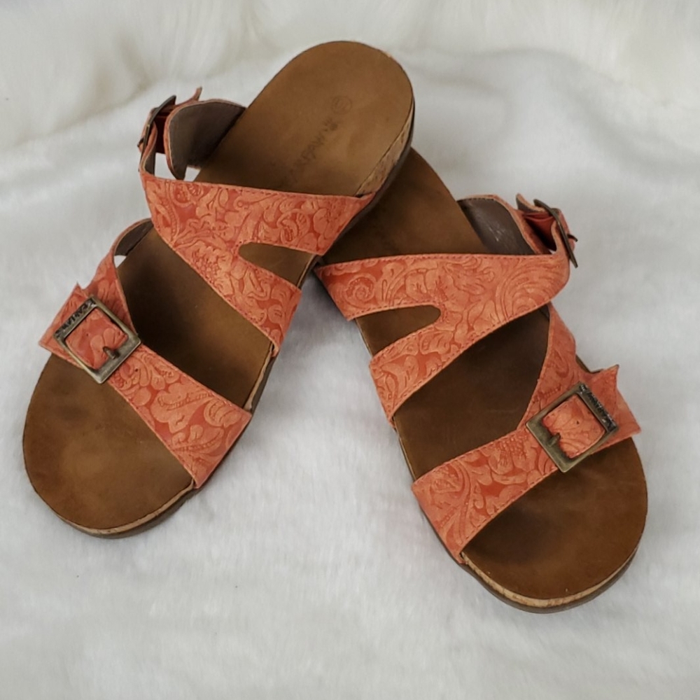 BearPaw sandals strips women casual summer size 10